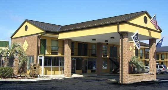 Travelers Inn & Suites 萨姆特 外观 照片